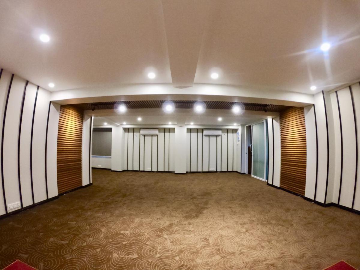 Royal City Hotel Mandalay Exterior foto